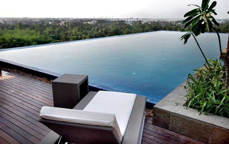 Pool
Pool
di Swissotel Kolkata