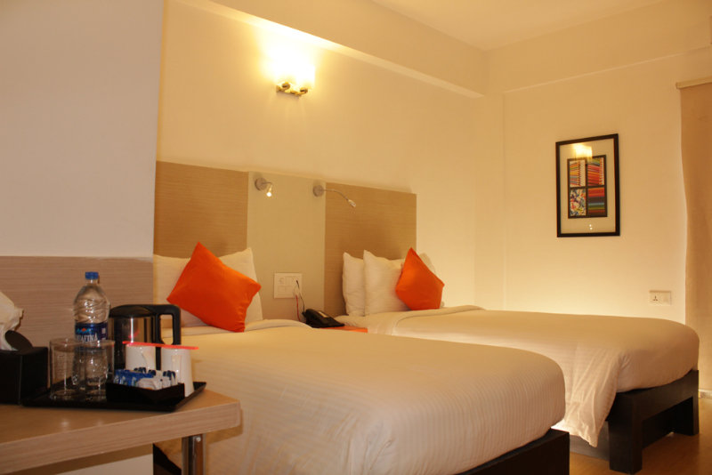 Room
Room
di QUBE Studios (Glow Greater Noida)