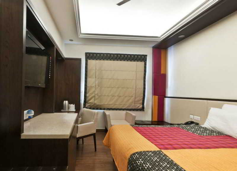 Room
Room
di MarbleArch