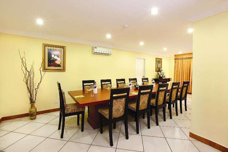 Conferences
Conferences
di The Pride Hotel Cochin