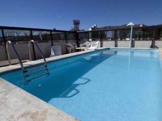 Pool
Pool
di Boulevard Plaza