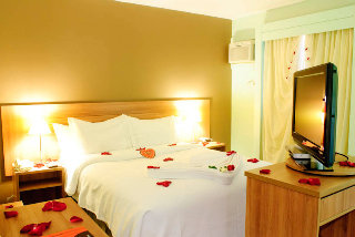 Room
Room
di Nobile Lakeside Convention & Resort