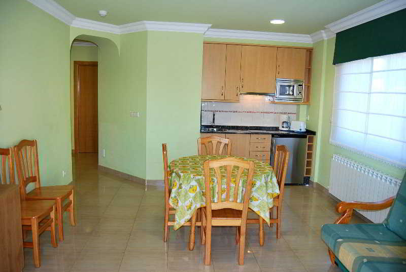 Room
Room
di Marsil Apartamentos