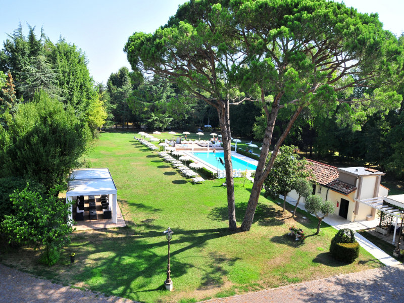 Pool
Pool
di Park Hotel Villa Giustinian