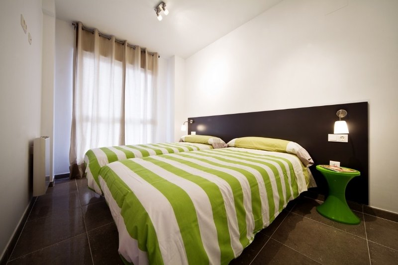 Room
Room
di Apartamentos Marina Suites