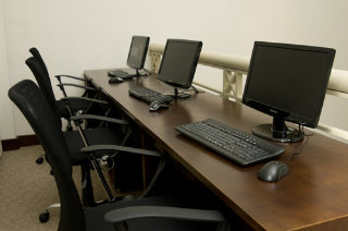 Sports and Entertainment
Sports and Entertainment
di Continental Business