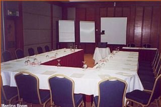 Conferences
 di The Maple Suite