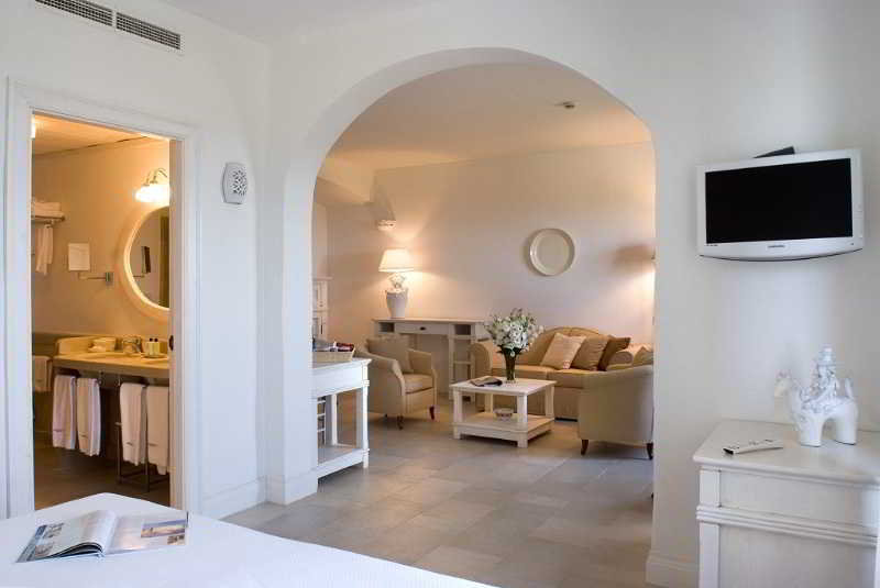 Room
Room
di Borgobianco Resort & Spa