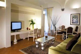 Room
Room
di Mgallery Palazzo Caracciolo