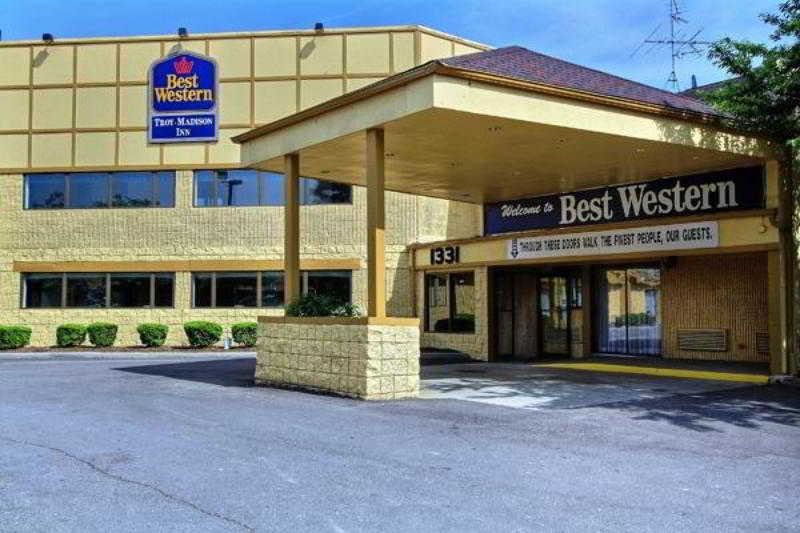 General view
 di Best Western Troy-Madison Inn