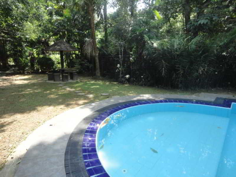 Pool
Pool
di Hareesha Holiday Resort