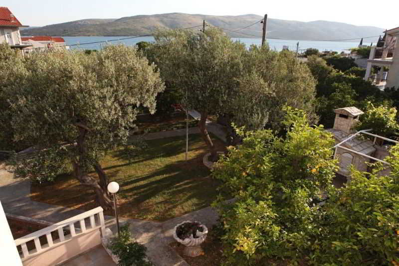 Terrace
Terrace
di Villa Sun