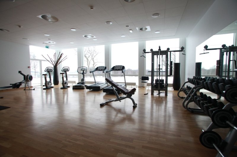 Sports and Entertainment
Sports and Entertainment
di Comwell Kellers Park