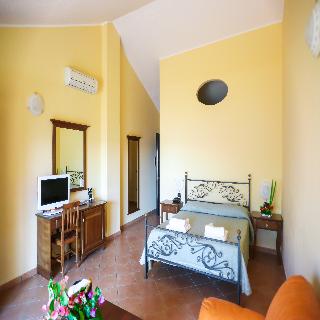 Room
Room
di Lido San Giuseppe