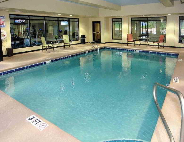 Pool
 di Best Western Plus Riverside Inn & Suites