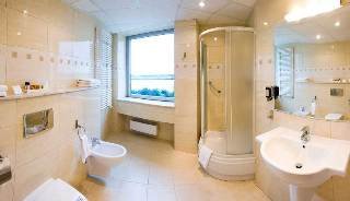 Room
Room
di Victor Pruszkow by DeSilva