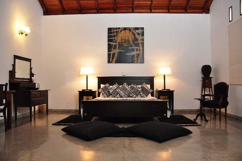 Room
Room
di Rock Chalet