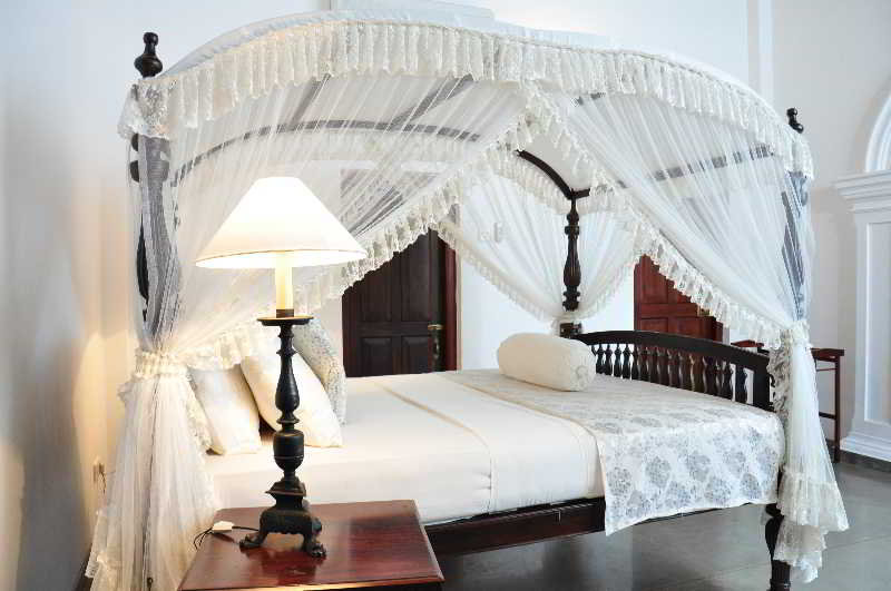 Room
Room
di Rock Chalet