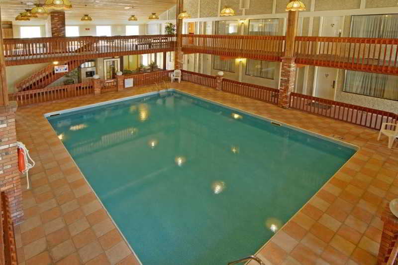 Pool
 di Best Western Villager Motor Inn