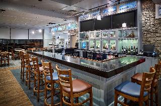 Bar
 di Best Western Guildwood Inn