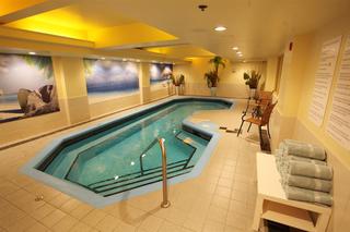 Pool
 di Best Western Montreal Airport Hotel