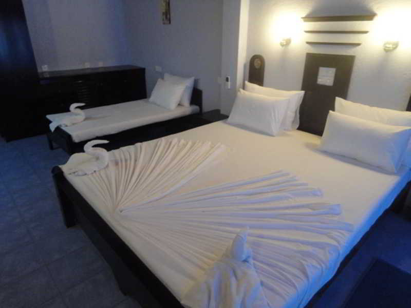 Room
Room
di Dalawella Beach Resort