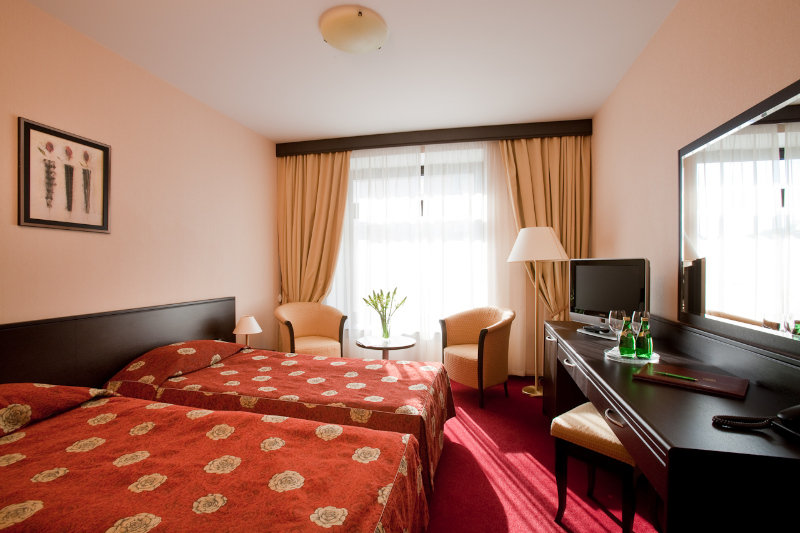 Room
Room
di Smolninskaya