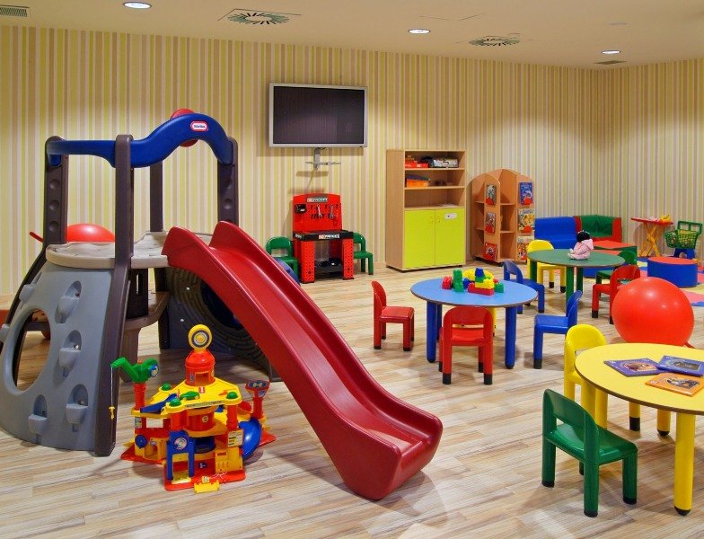 Sports and Entertainment
Sports and Entertainment
di HG Alto Aragon