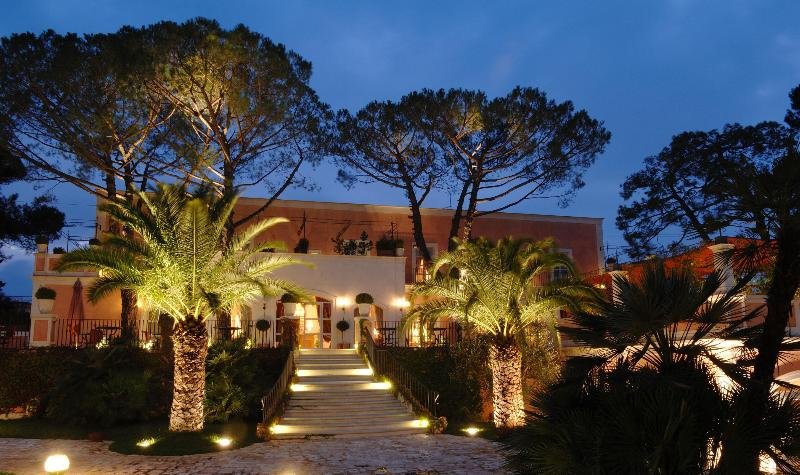 General view
General view
di Relais & Chateaux Villa San Martino