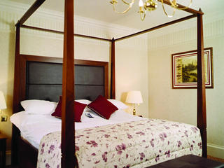 Room
Room
di Puma Redworth Hall