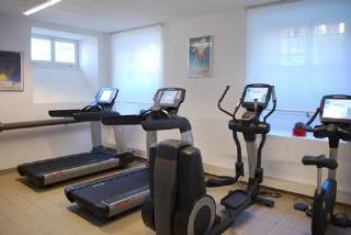 Sports and Entertainment
Sports and Entertainment
di Angleterre & Residence