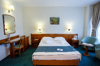 Room
Room
di Unirea Hotel & Spa