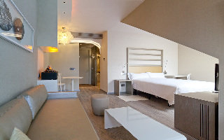 Room
Room
di Princesa Mvnia Hotel & Spa