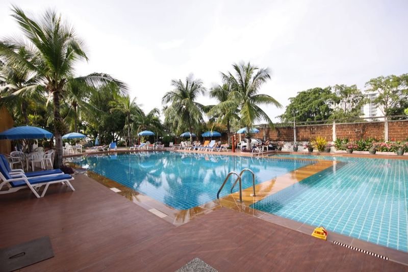 Pool
 di Twin Palms Resort Pattaya