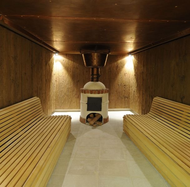 Sports and Entertainment
Sports and Entertainment
di Library Hotel Wellness Retreat