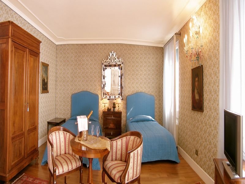 Room
Room
di Residenza Ca'Del Borgo