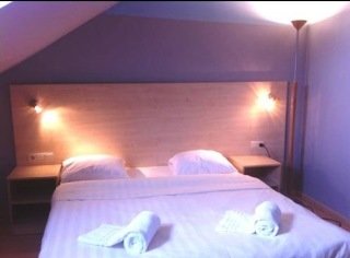 Room
Room
di Midi Station Hotel