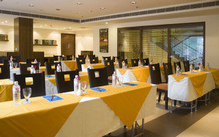 Conferences
Conferences
di Shervani Nehru Place