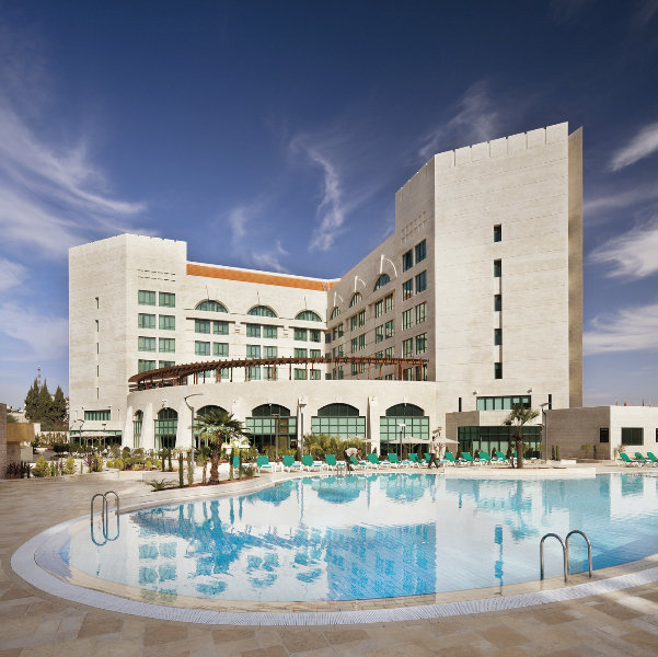 Pool
Pool
di Moevenpick Hotel Ramallah