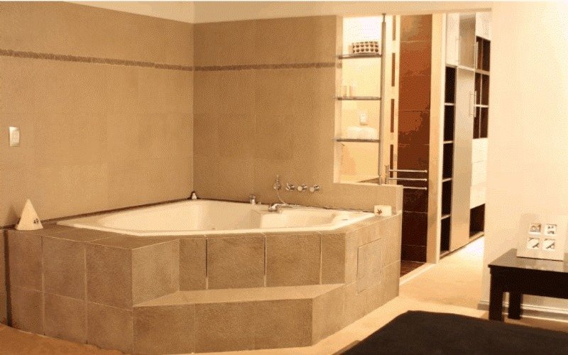 Room
Room
di Apart Hotel Gala & Suites