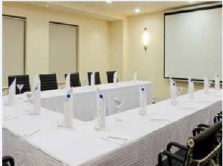 Conferences
Conferences
di Hampton by Hilton Vadodara