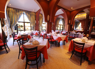 Restaurant
Restaurant
di Karam Palace