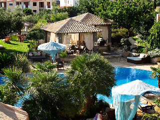 Pool
Pool
di Achtis Hotel