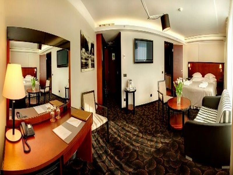 Room
Room
di Meresuu Spa&Hotel