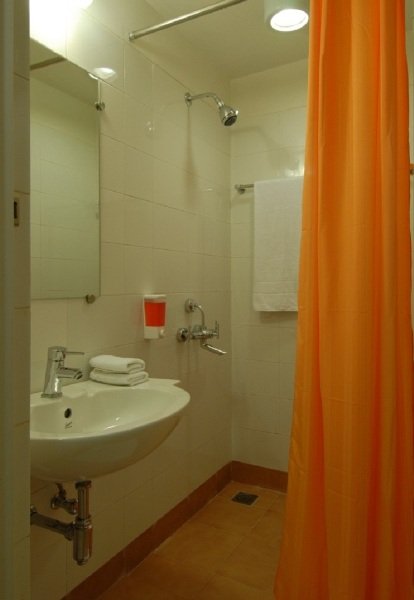 Room
Room
di Ginger Faridabad