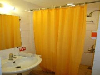 Room
Room
di Ginger Puducherry