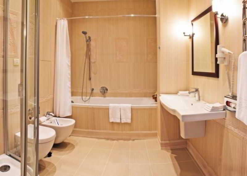 Room
Room
di Reikartz Donetsk Europe