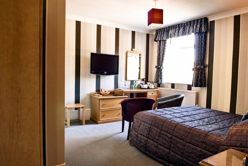 Room
Room
di The Grove House Hotel