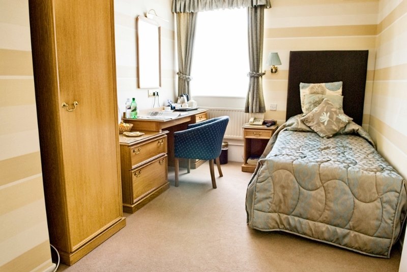 Room
Room
di The Grove House Hotel