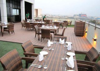 Terrace
Terrace
di Manasarovar The Fern